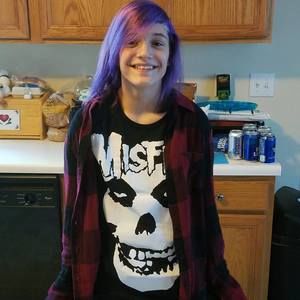 Meet your Posher, Monique